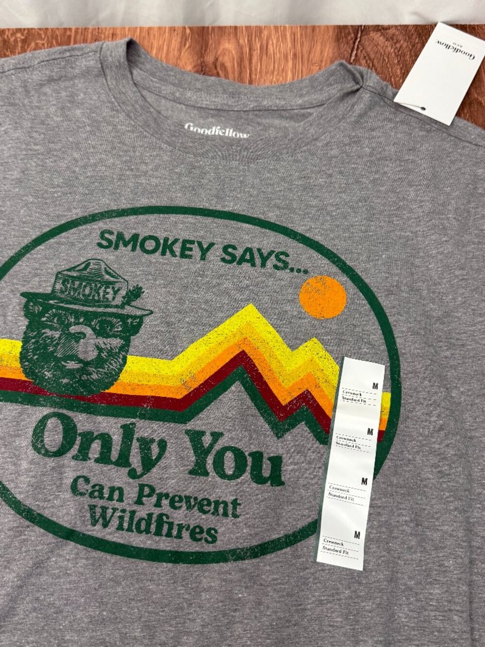 Smokey Bear Only You Graphic Tee Men's Medium NWT